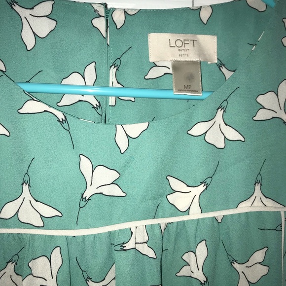 LOFT blouse - Picture 3 of 4